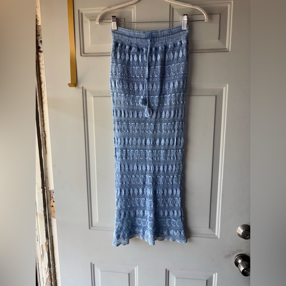 SeaSpice Resort Wear blue sheer crochet skirt size L